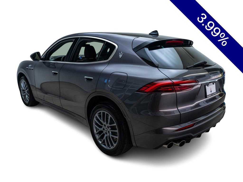 Used 2024 Maserati Grecale GT image 3