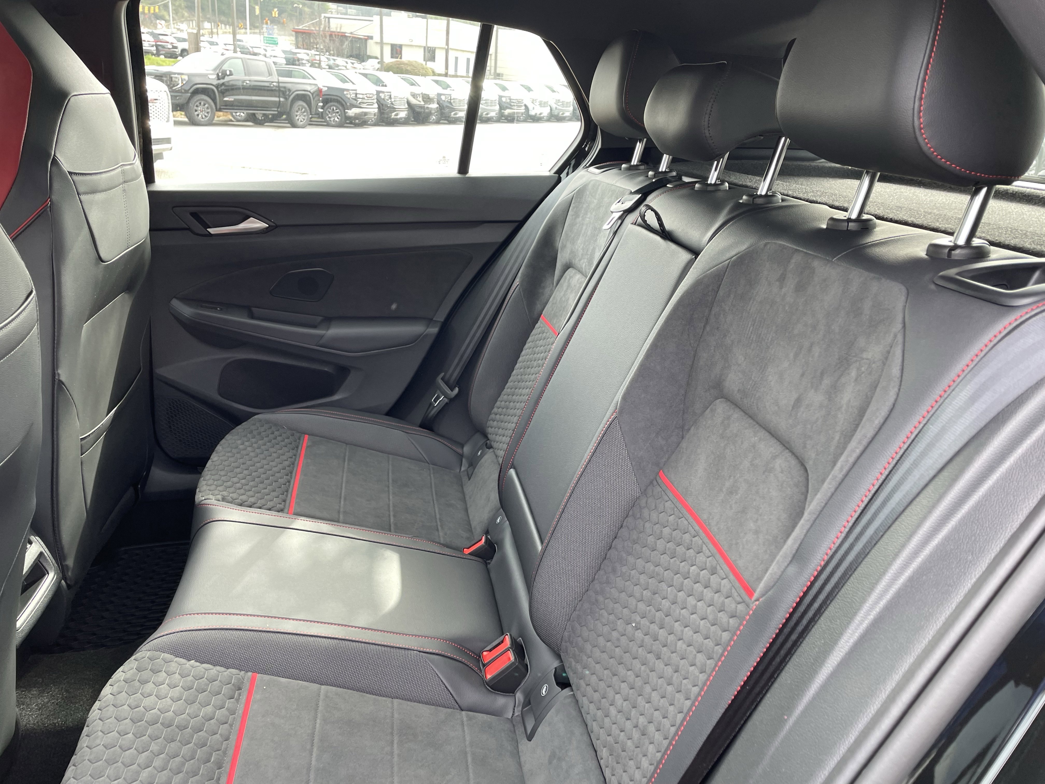 New 2026 Volkswagen GTI SE image 11