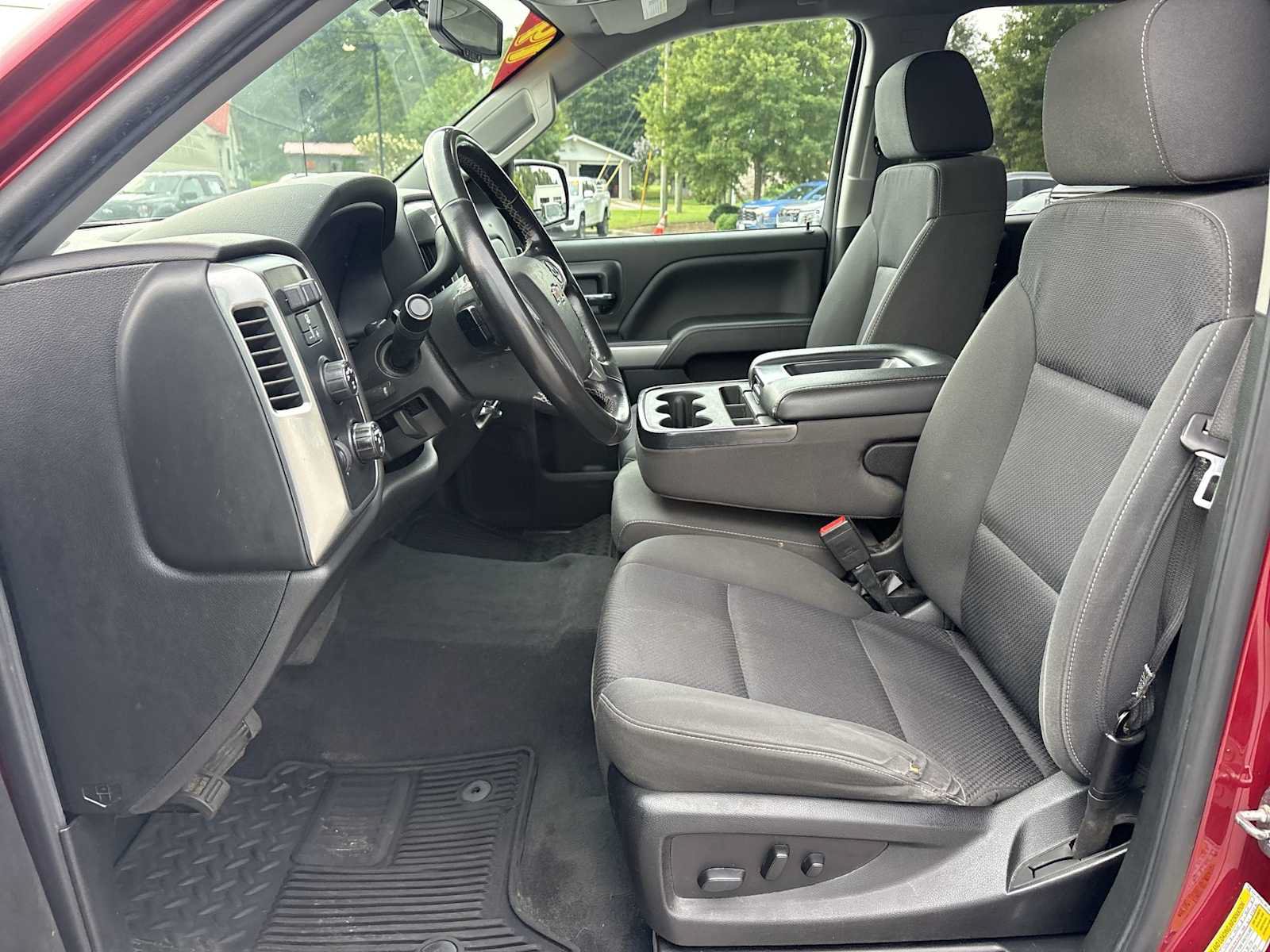 Used 2019 Chevrolet Silverado 1500 LT w/ All Star Edition AWD/4WD image 17