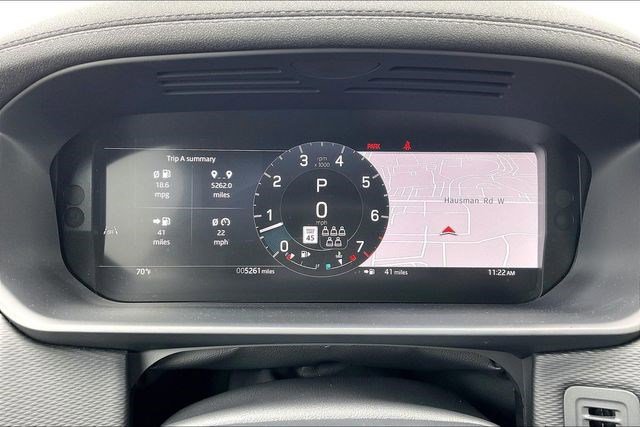 Used 2025 Land Rover Discovery Dynamic SE image 24