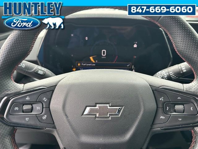 Used 2025 Chevrolet Trax RS w/ Driver Confidence Package FWD image 19