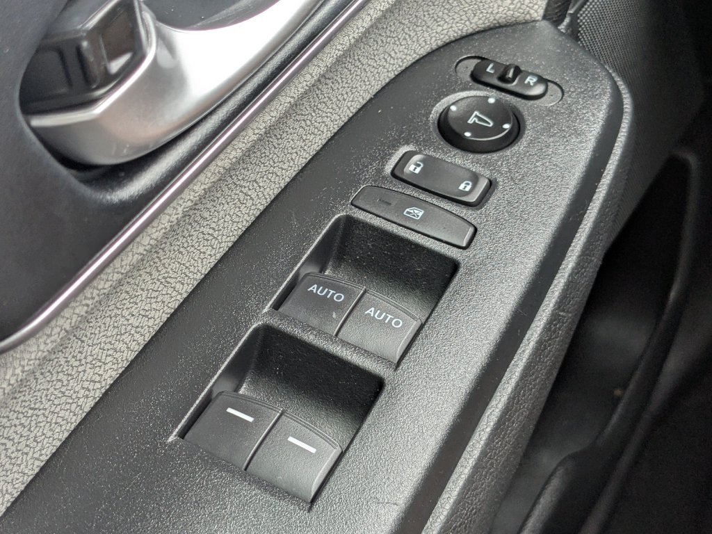 Used 2019 Honda CR-V EX image 23