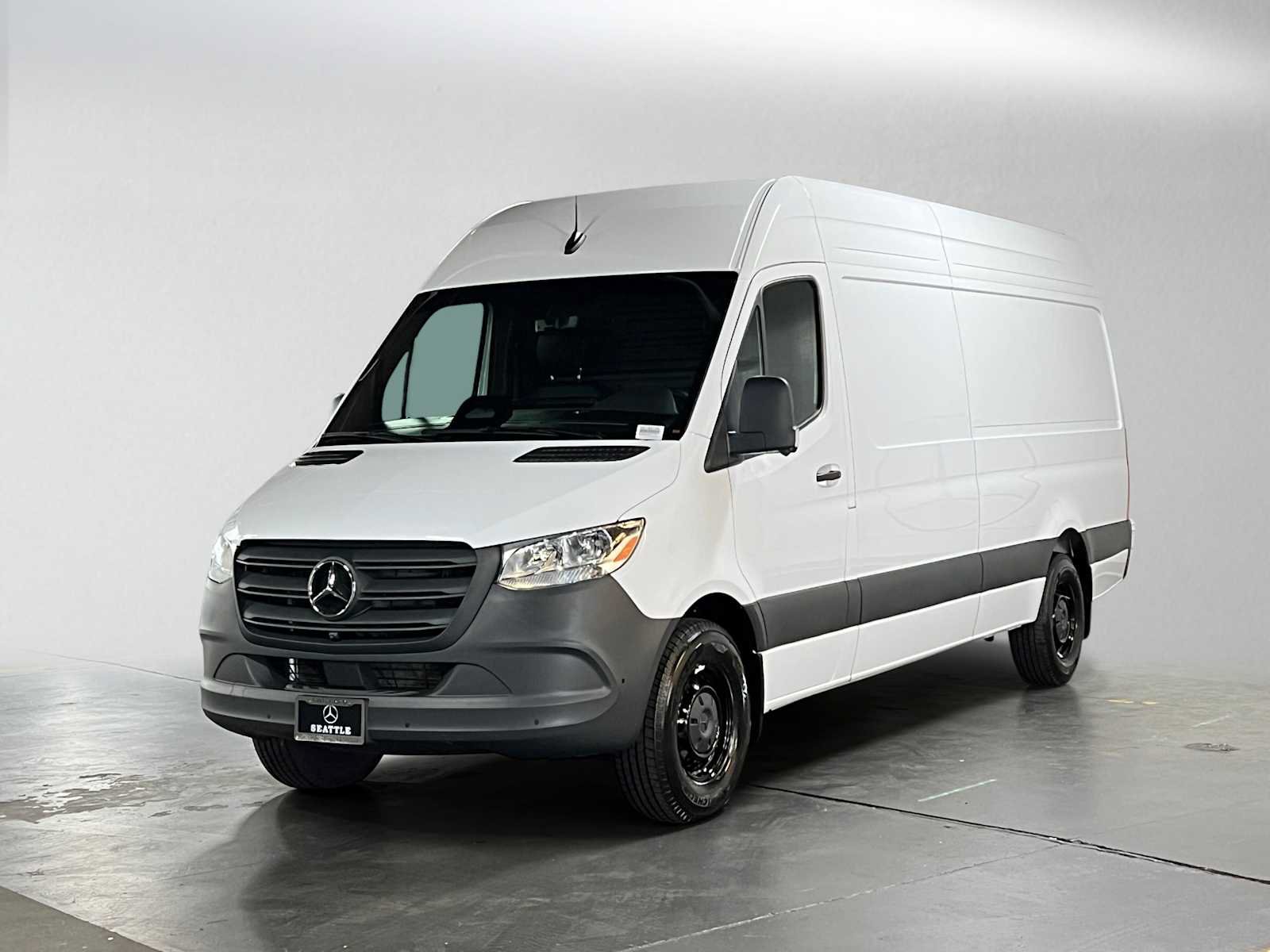 Used 2026 Mercedes-Benz Sprinter 2500 image 7