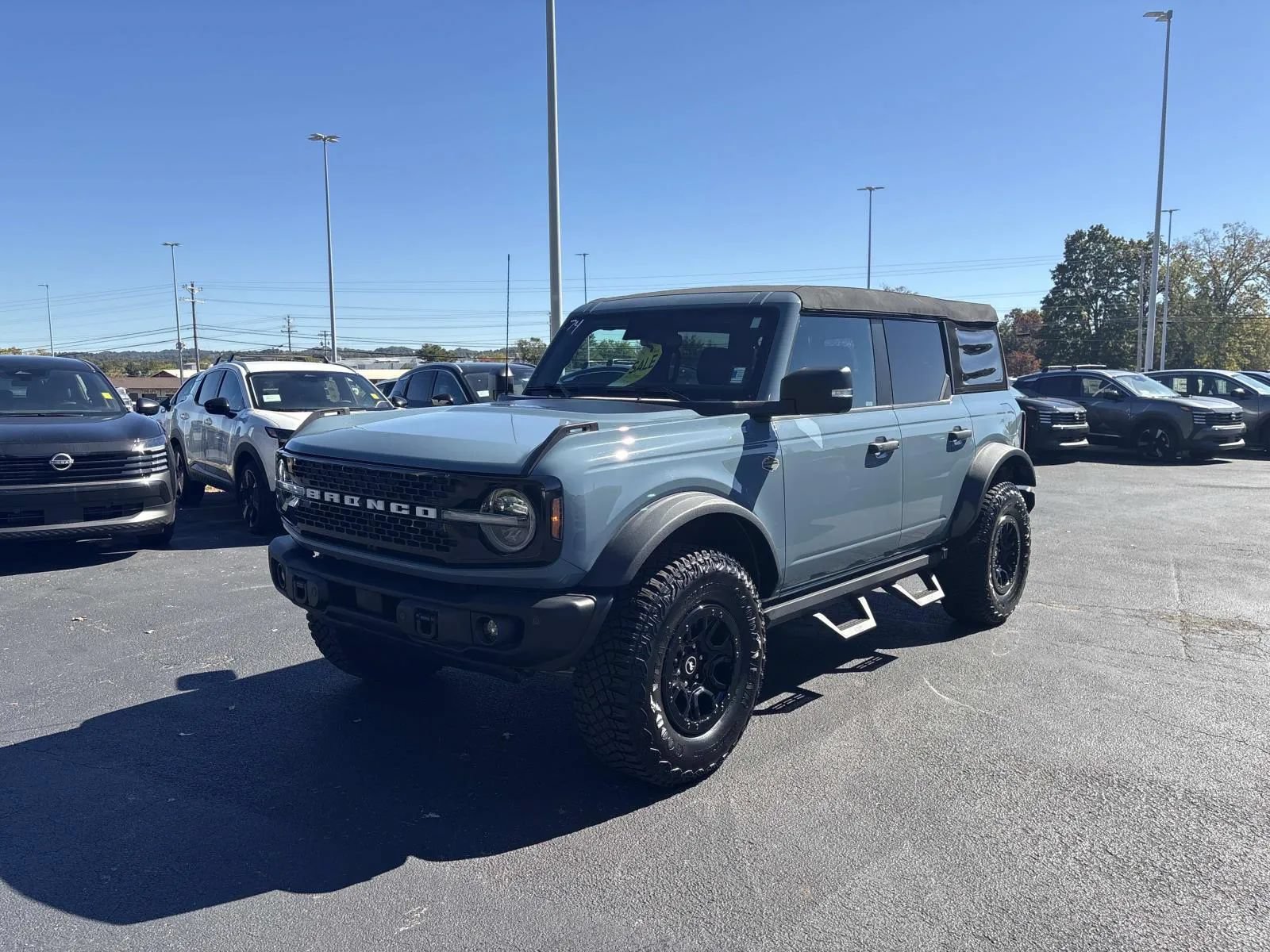 Used 2023 Ford Bronco Wildtrak AWD/4WD image 7