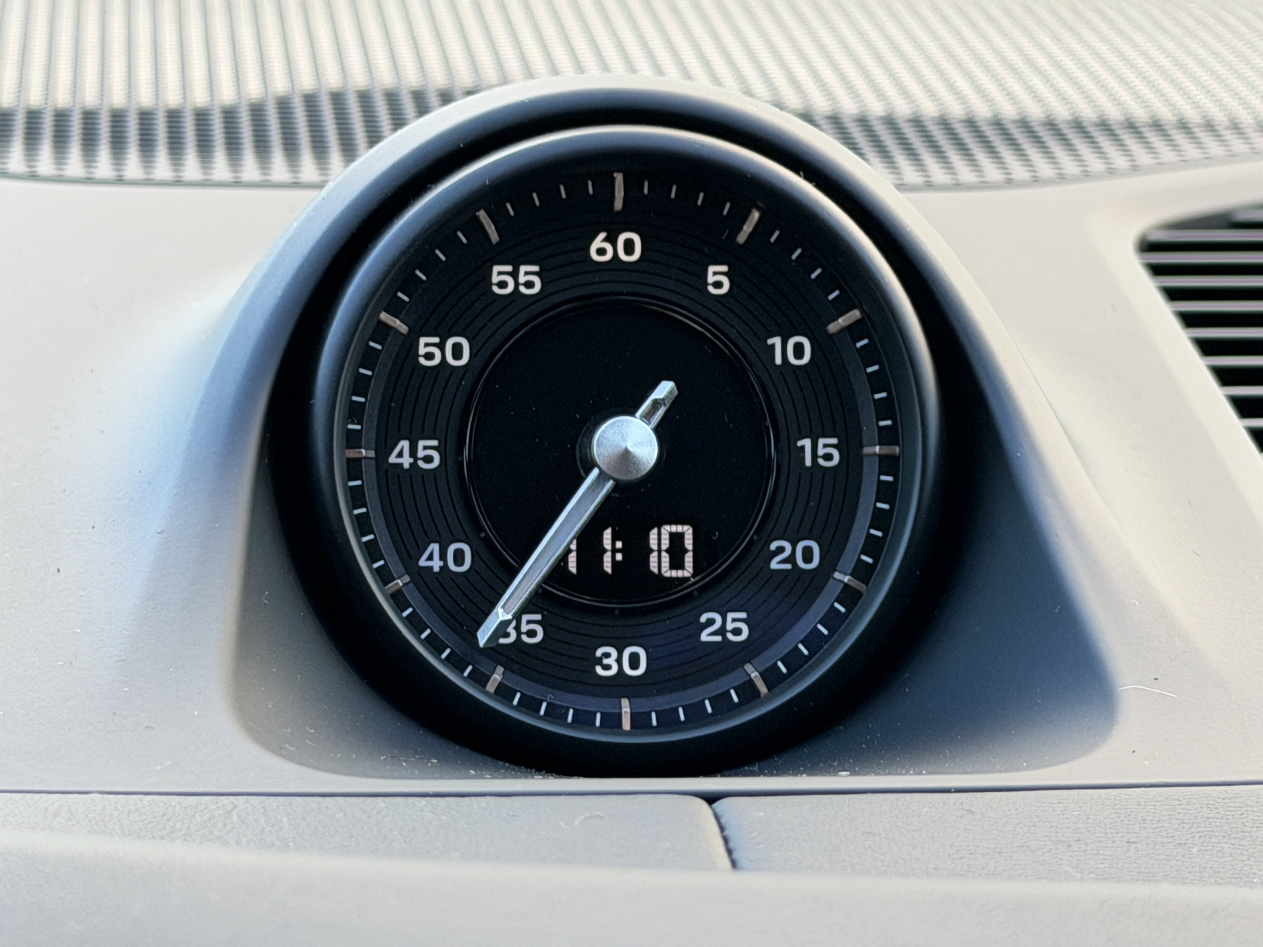 New 2026 Porsche Cayenne GTS image 27