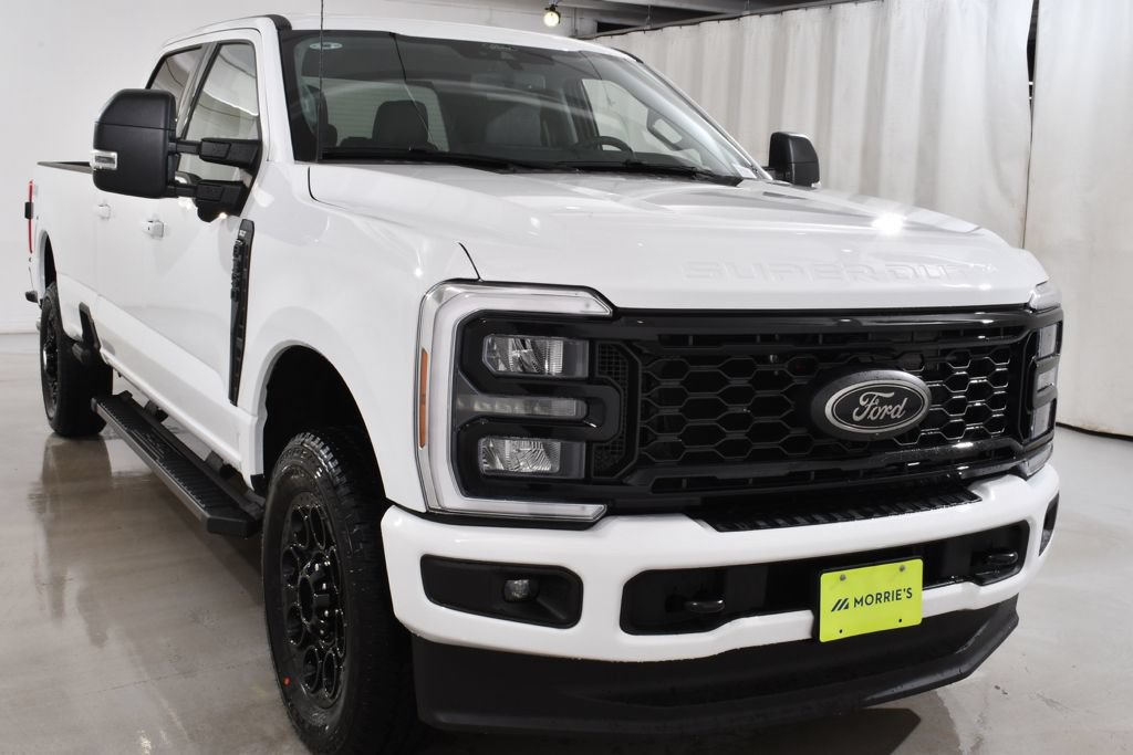 New 2026 Ford F350 XLT w/ XLT Premium Package AWD/4WD image 4