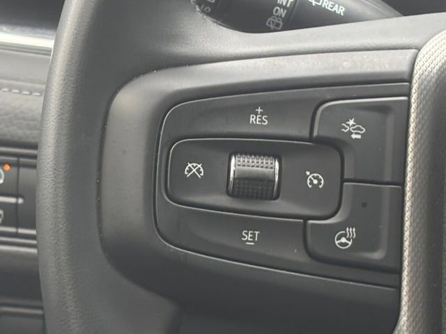 Used 2023 GMC Yukon XL Denali AWD/4WD image 12