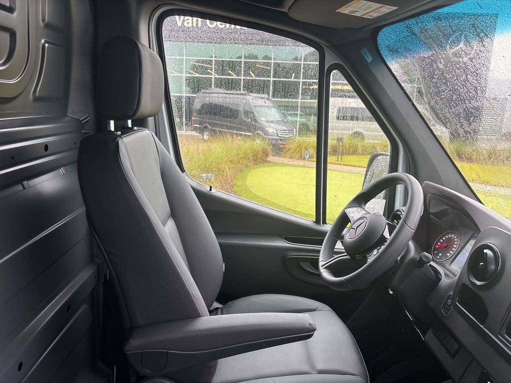 New 2026 Mercedes-Benz Sprinter 2500 image 26