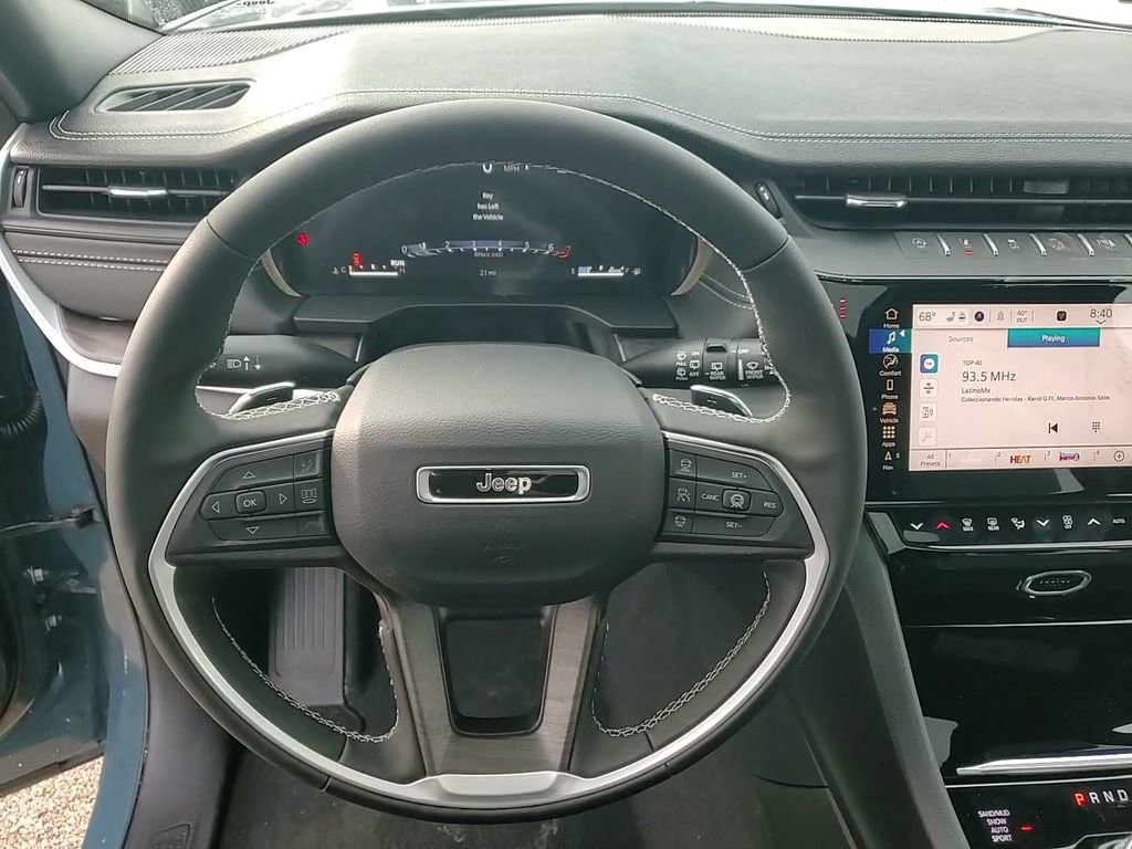 New 2026 Jeep Grand Cherokee Limited image 25