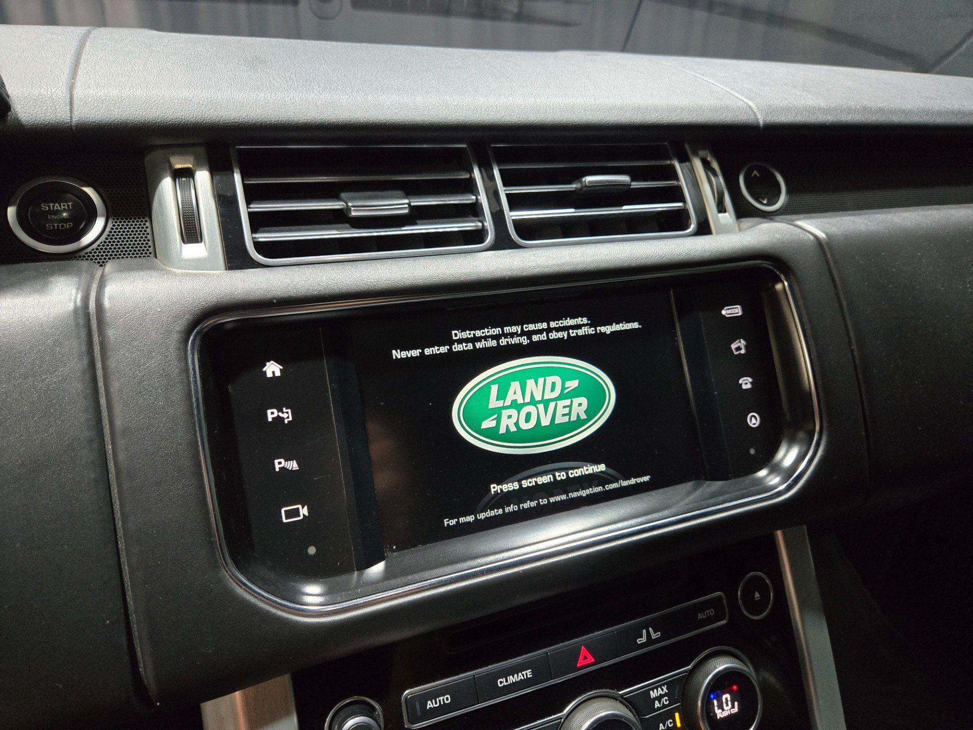 Used 2016 Land Rover Range Rover Long Wheelbase Supercharged AWD/4WD image 20