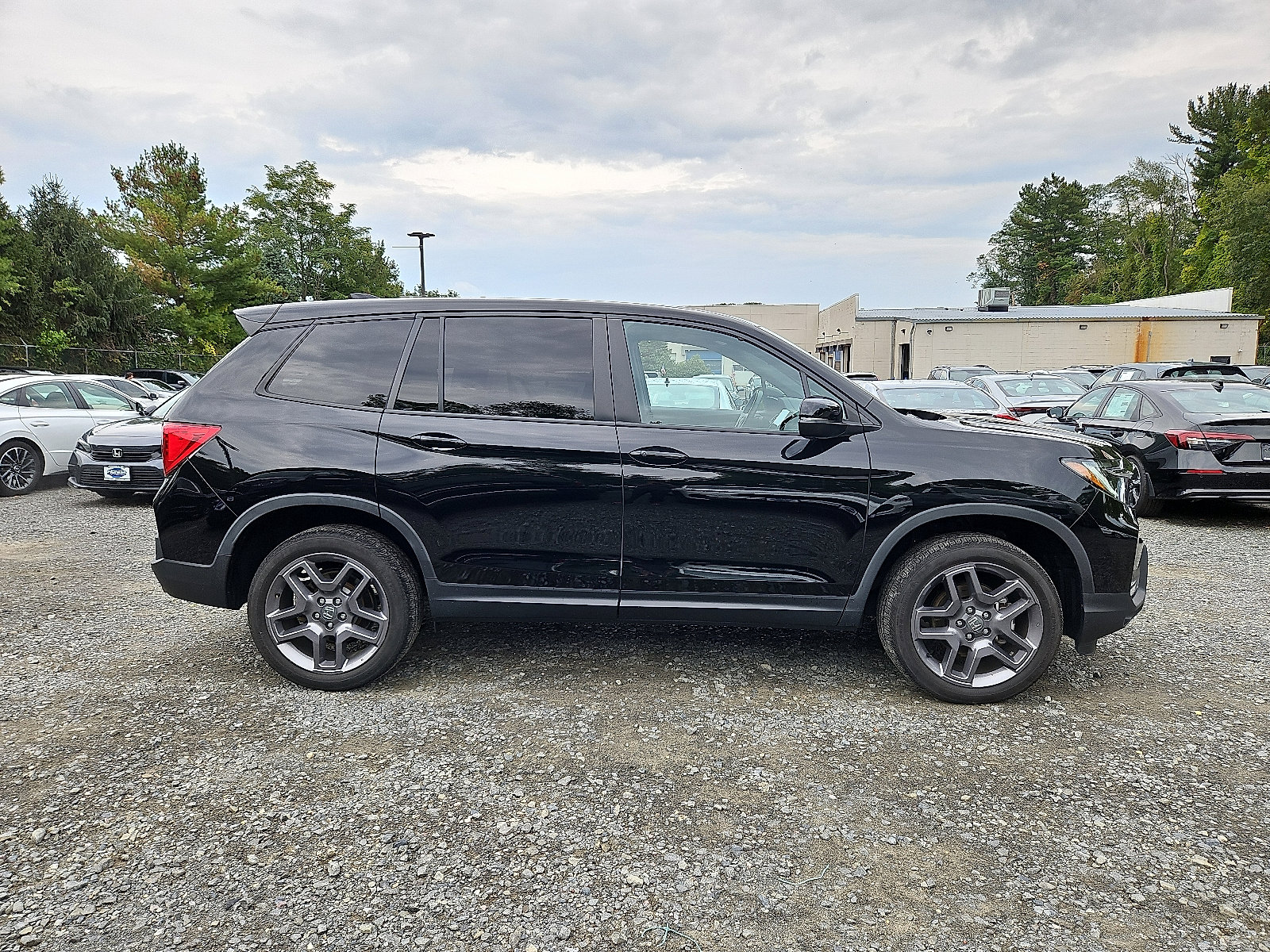 Used 2023 Honda Passport EX-L image 8
