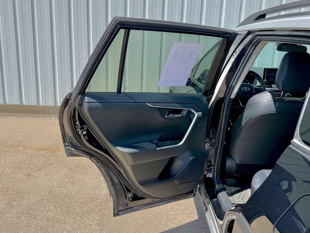 Used 2020 Toyota RAV4 TRD Off-Road w/ TRD Off-Road Weather Package AWD/4WD image 15