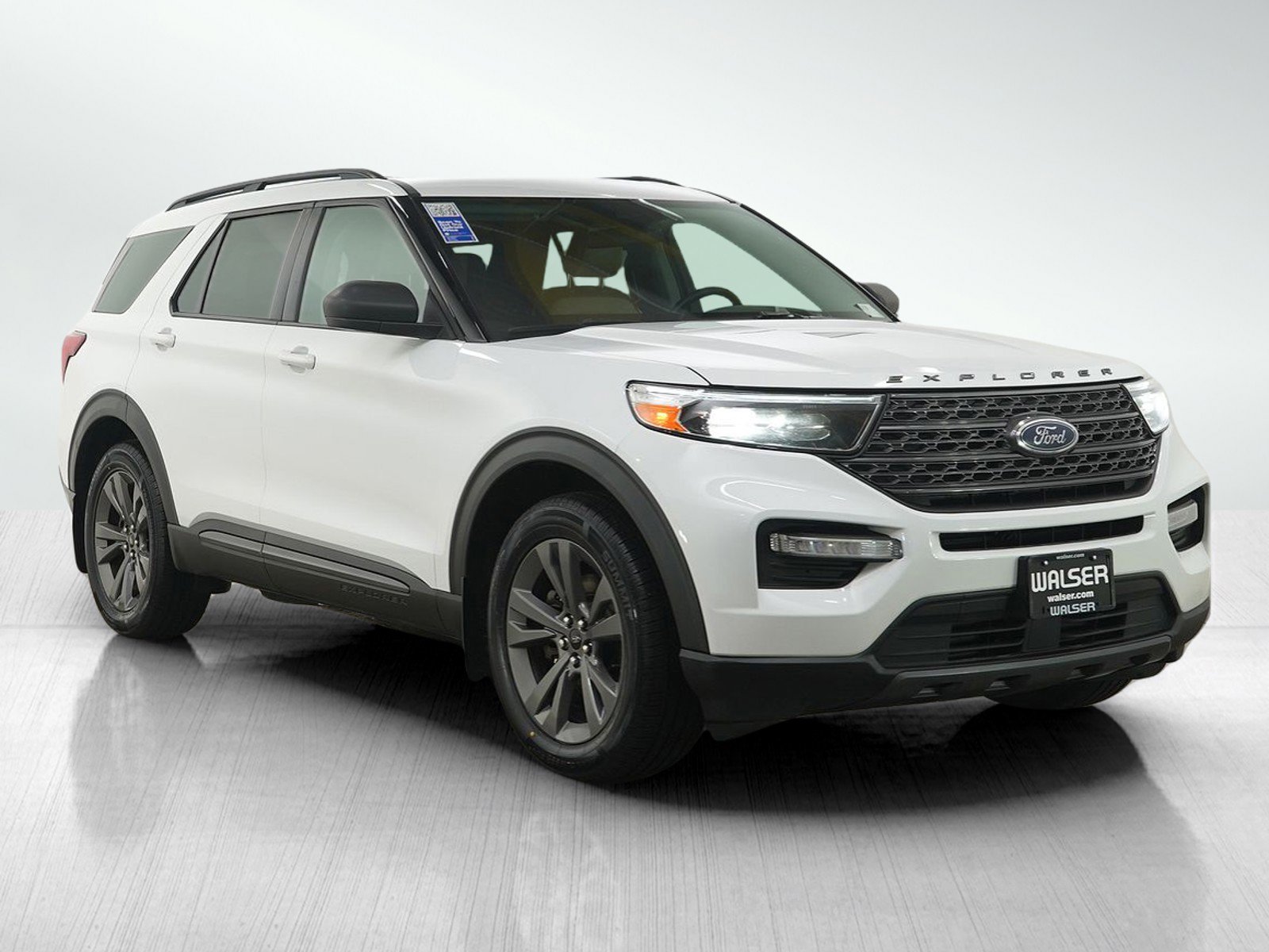 Used 2021 Ford Explorer XLT w/ XLT Sport Appearance Package image 7