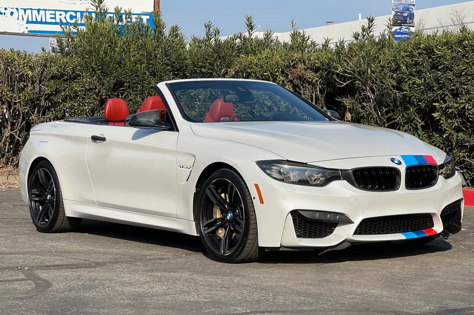 Used 2015 BMW M4 Convertible image 11