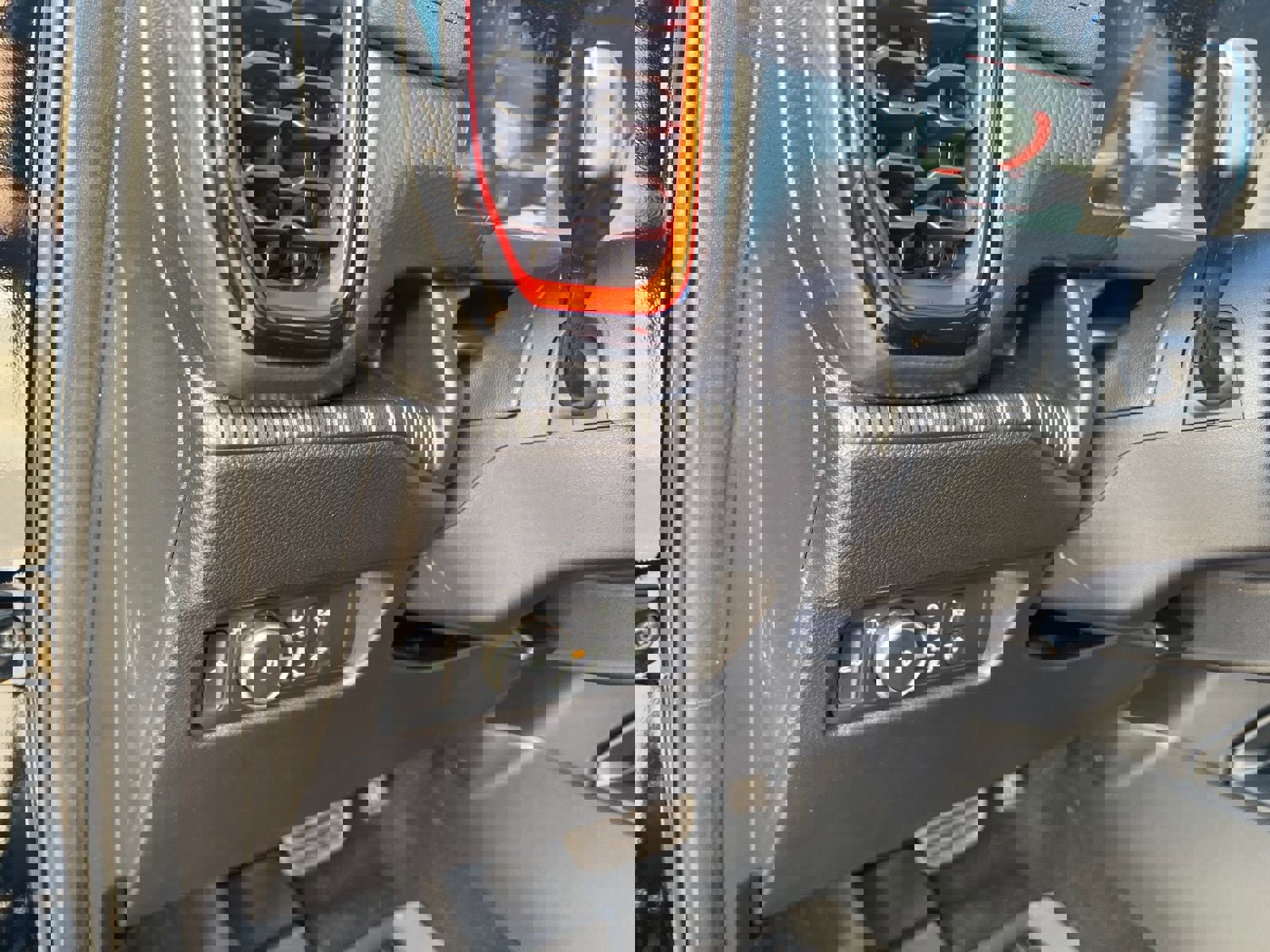 New 2025 Ford Ranger Raptor image 17