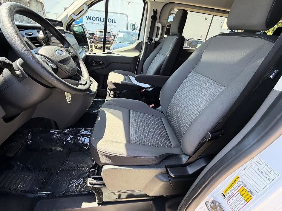 Used 2025 Ford Transit 350 XLT RWD image 22