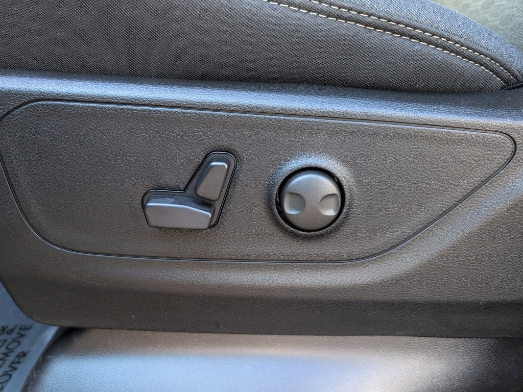New 2026 RAM 1500 4x4 Crew Cab image 20