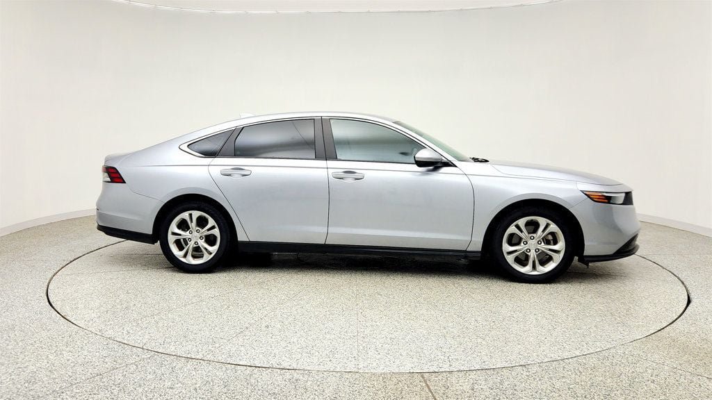Used 2023 Honda Accord LX image 4