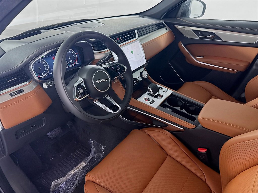 New 2026 Jaguar F-PACE R-Dynamic S image 9