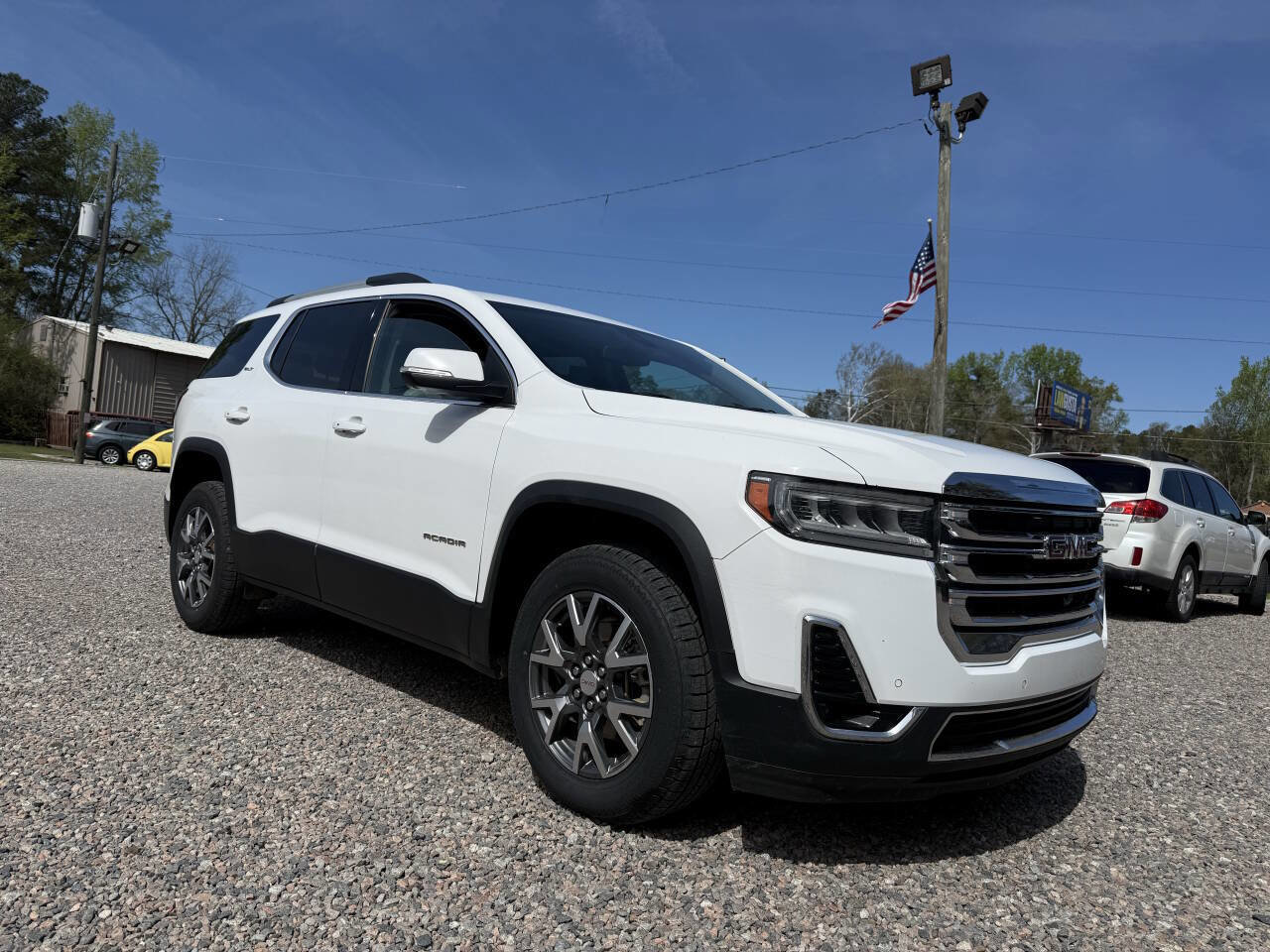 Used 2022 GMC Acadia SLT w/ Technology Package image 3