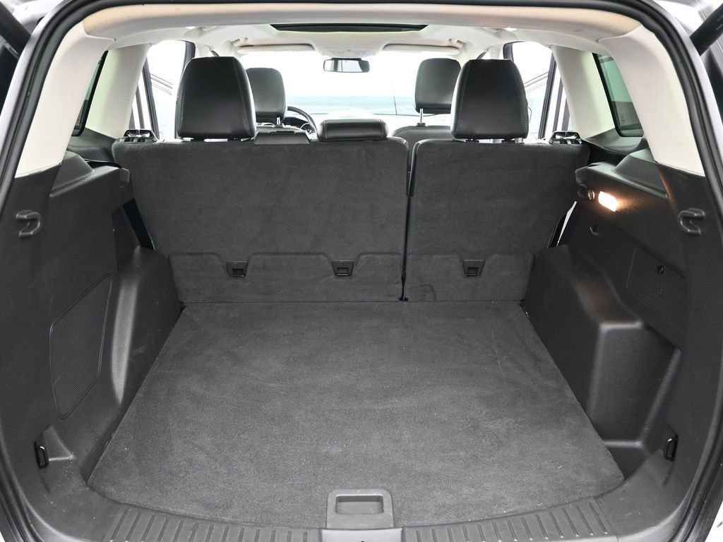 Used 2019 Ford Escape Titanium image 17