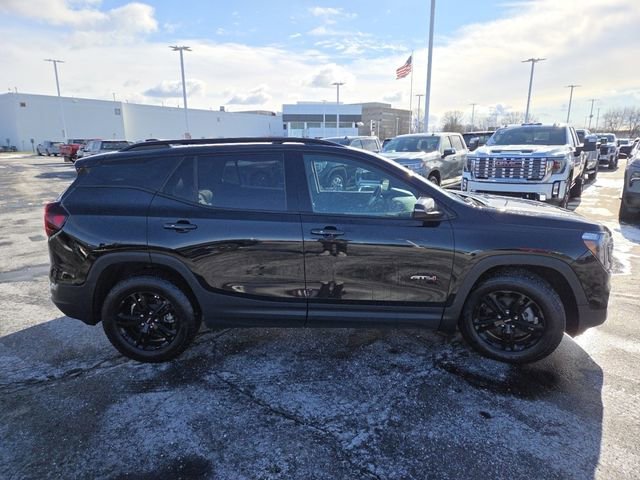Used 2022 GMC Terrain AT4 image 20
