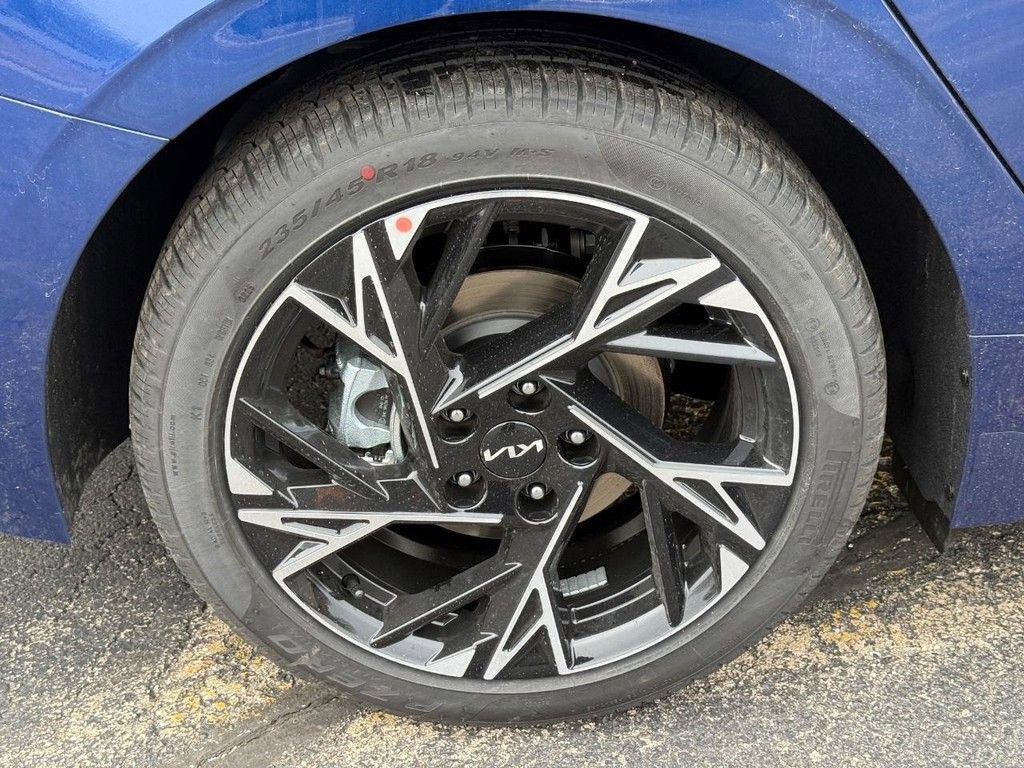New 2026 Kia K5 GT-Line image 4