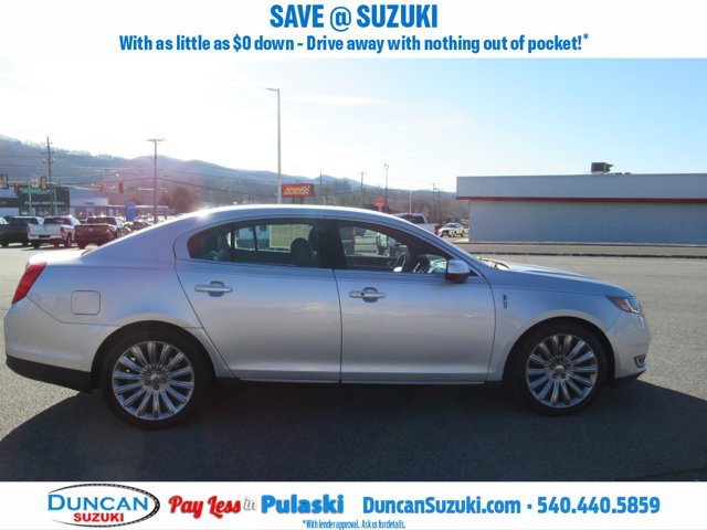 Used 2014 Lincoln MKS image 2