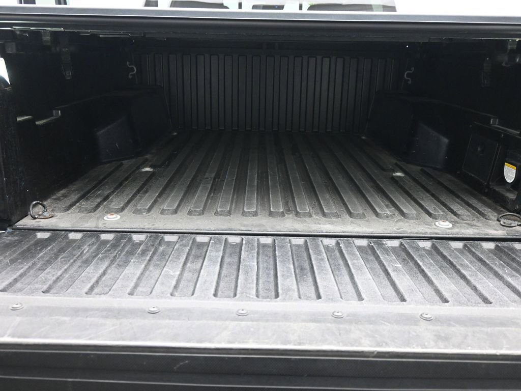 Used 2020 Toyota Tacoma TRD Sport w/ Technology Package image 18