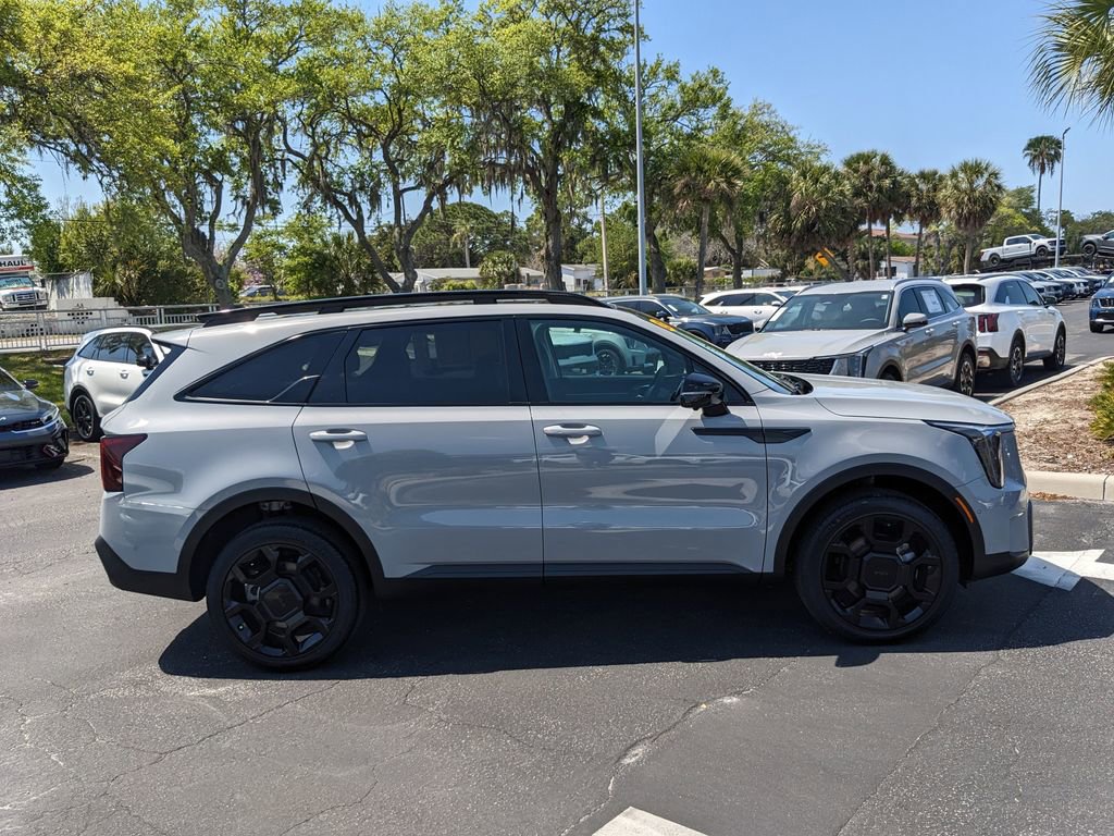 Certified 2025 Kia Sorento SX image 9