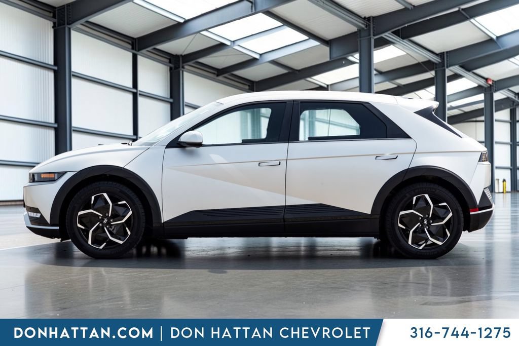 Used 2024 Hyundai Ioniq 5 SEL AWD/4WD image 3