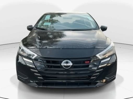 New 2025 Nissan Versa SR w/ Trunk Package FWD image 4