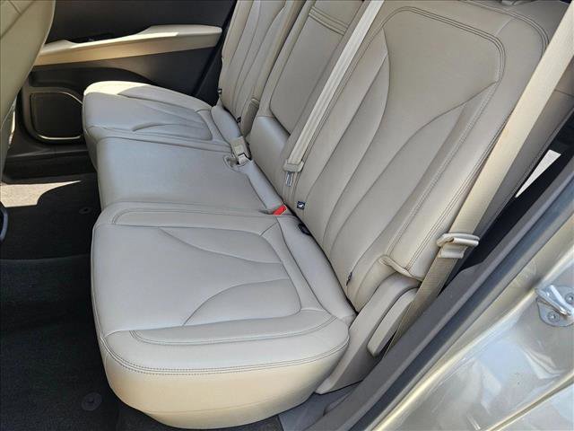 Used 2023 Lincoln Nautilus FWD image 17