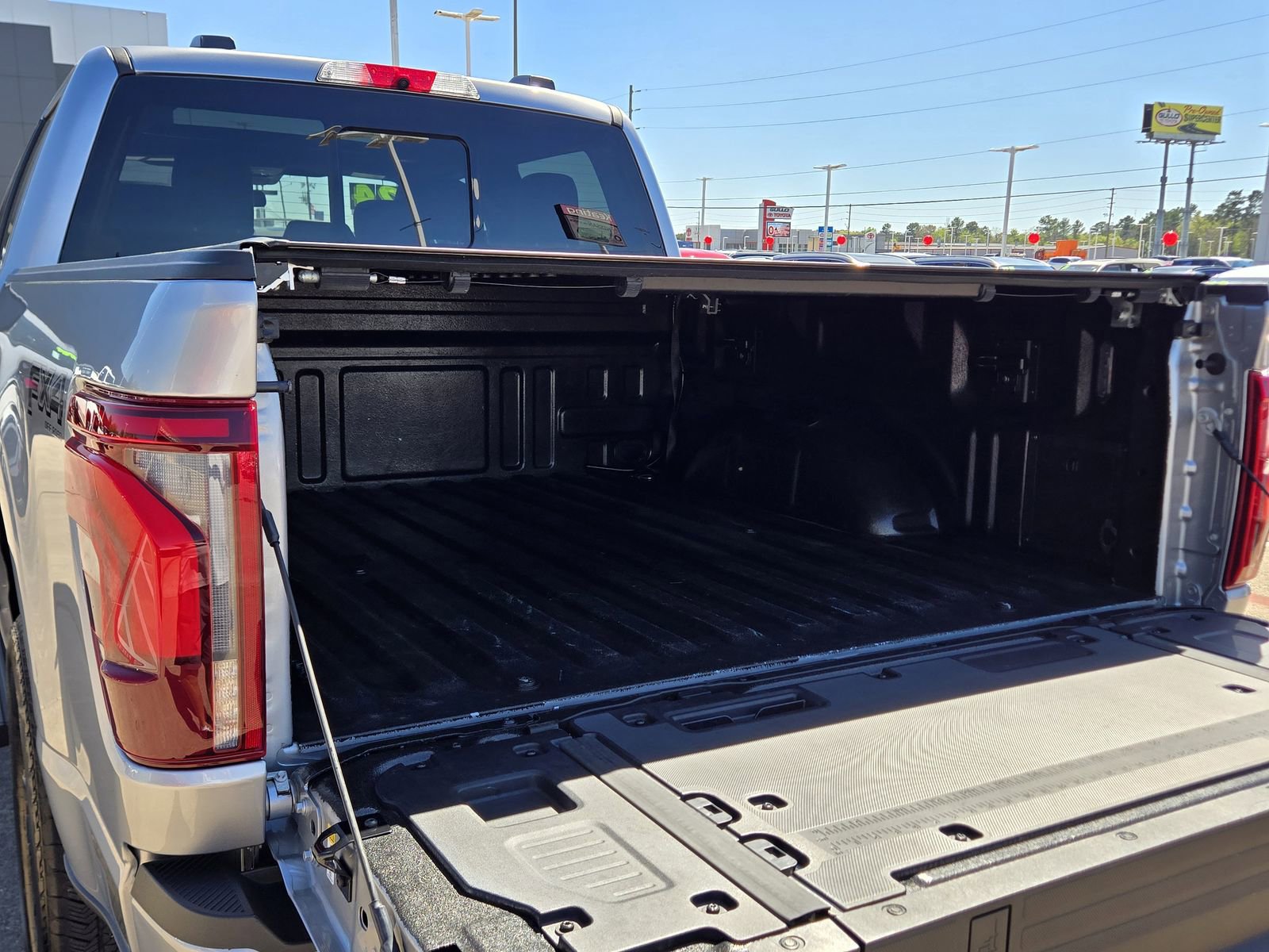 Used 2024 Ford F150 Platinum w/ Equipment Group 702A High AWD/4WD image 19