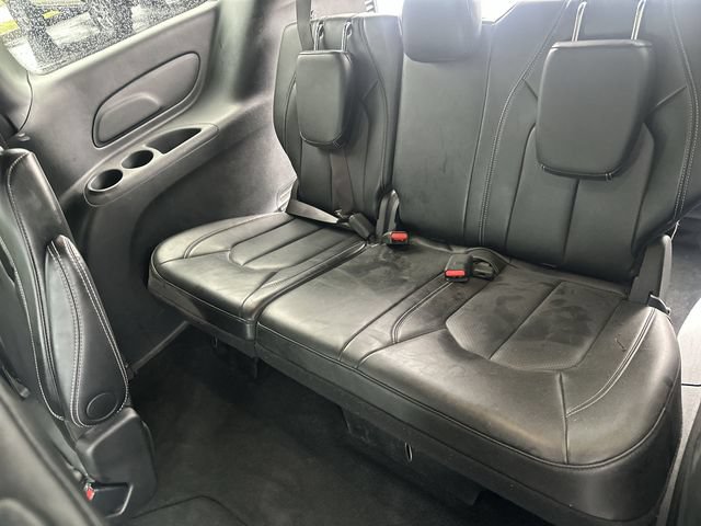 Used 2025 Chrysler Pacifica Select FWD image 25