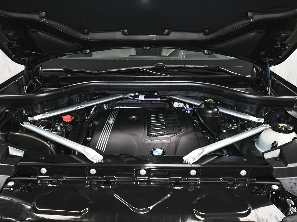 Used 2023 BMW X6 xDrive40i w/ Executive Package image 74