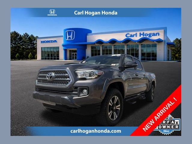 Used 2017 Toyota Tacoma TRD Sport w/ Tow Package