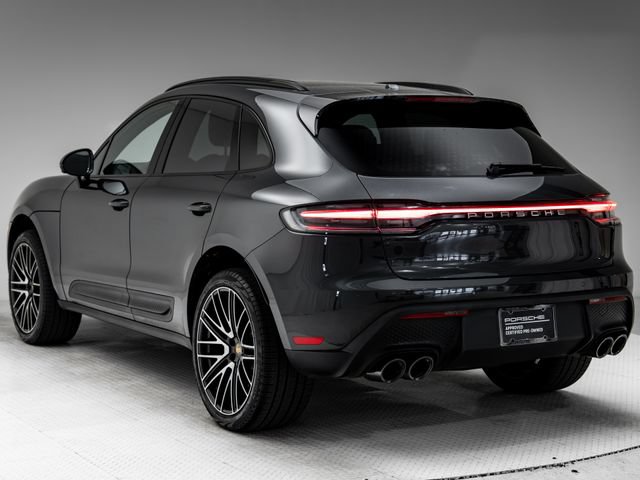 Certified 2026 Porsche Macan AWD/4WD image 3