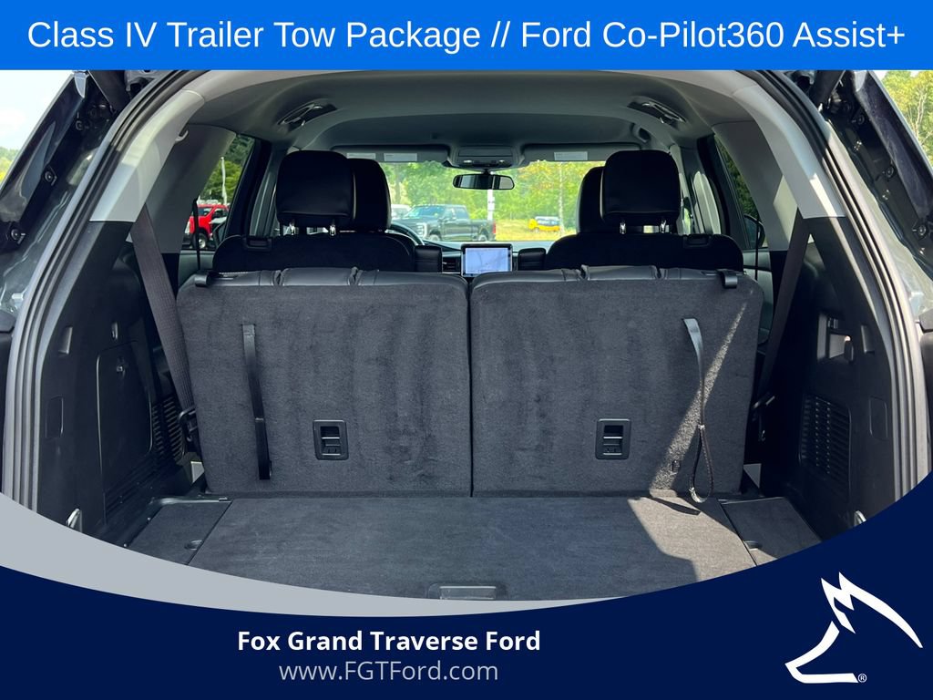 Certified 2023 Ford Explorer XLT w/ Equipment Group 202A AWD/4WD image 38