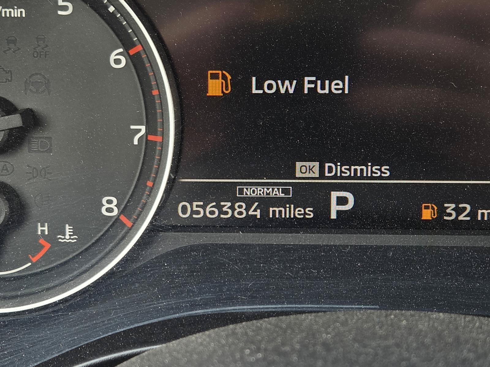 Used 2025 Mitsubishi Outlander SE AWD/4WD image 23