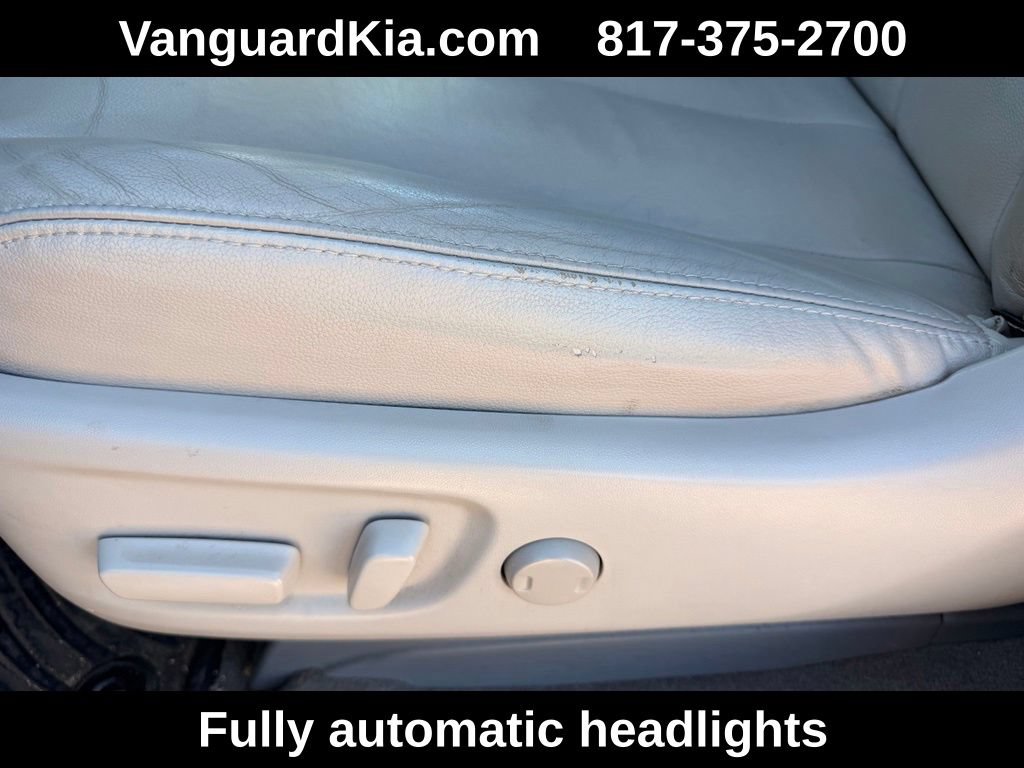 Used 2014 Toyota Sienna XLE FWD image 15