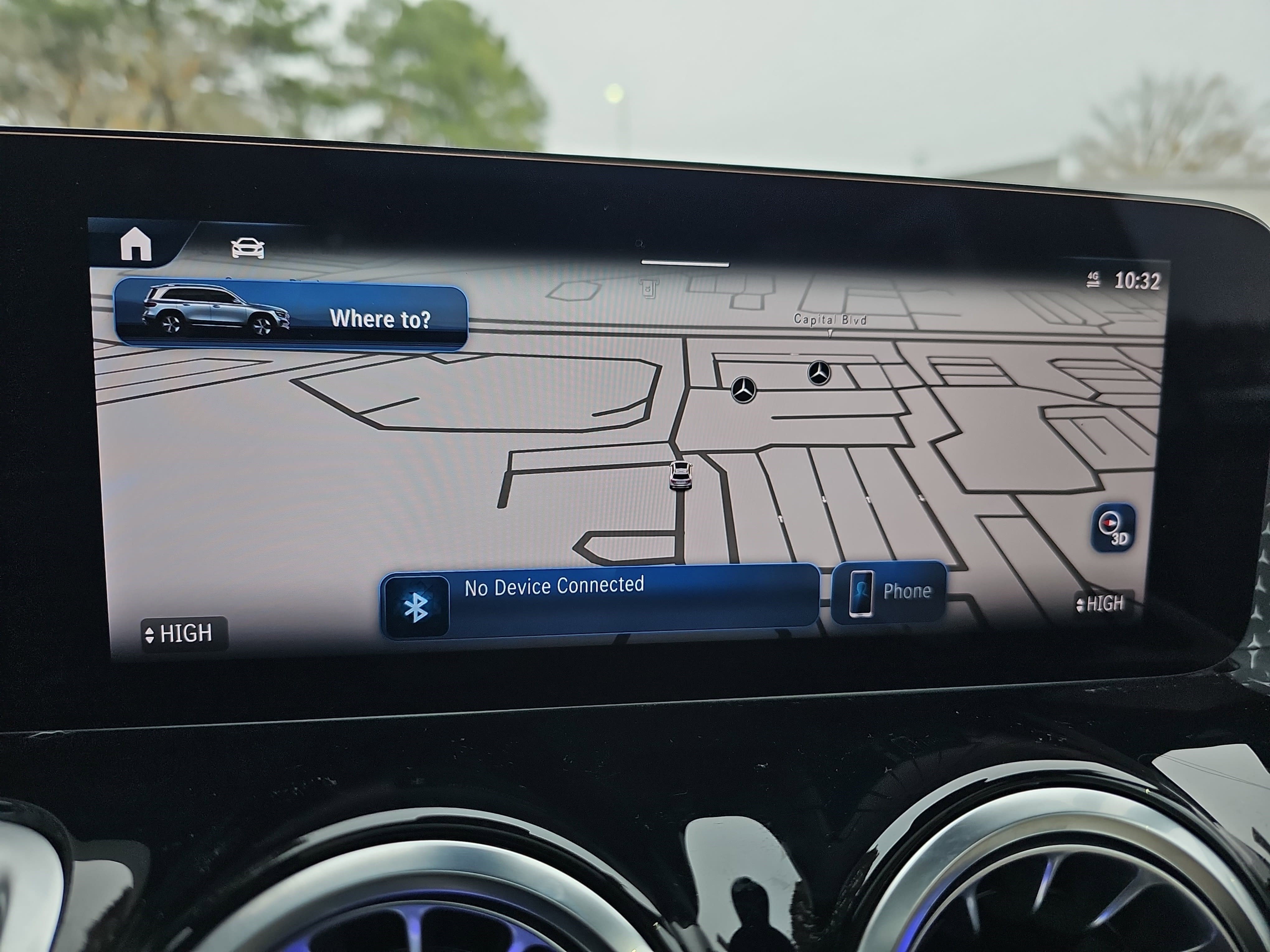 Certified 2025 Mercedes-Benz GLB 250 image 24