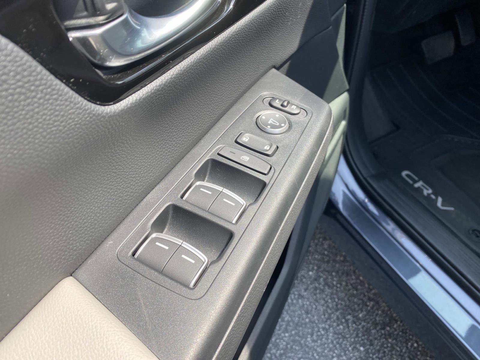 Used 2025 Honda CR-V EX-L image 21