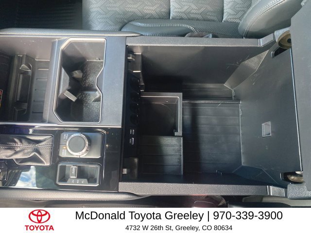 Used 2025 Toyota Tundra Limited AWD/4WD image 21