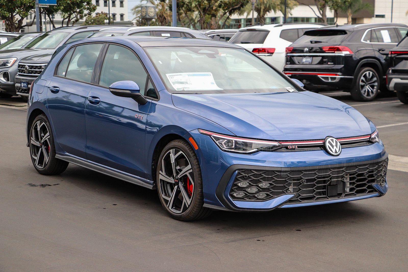New 2026 Volkswagen GTI SE FWD image 3