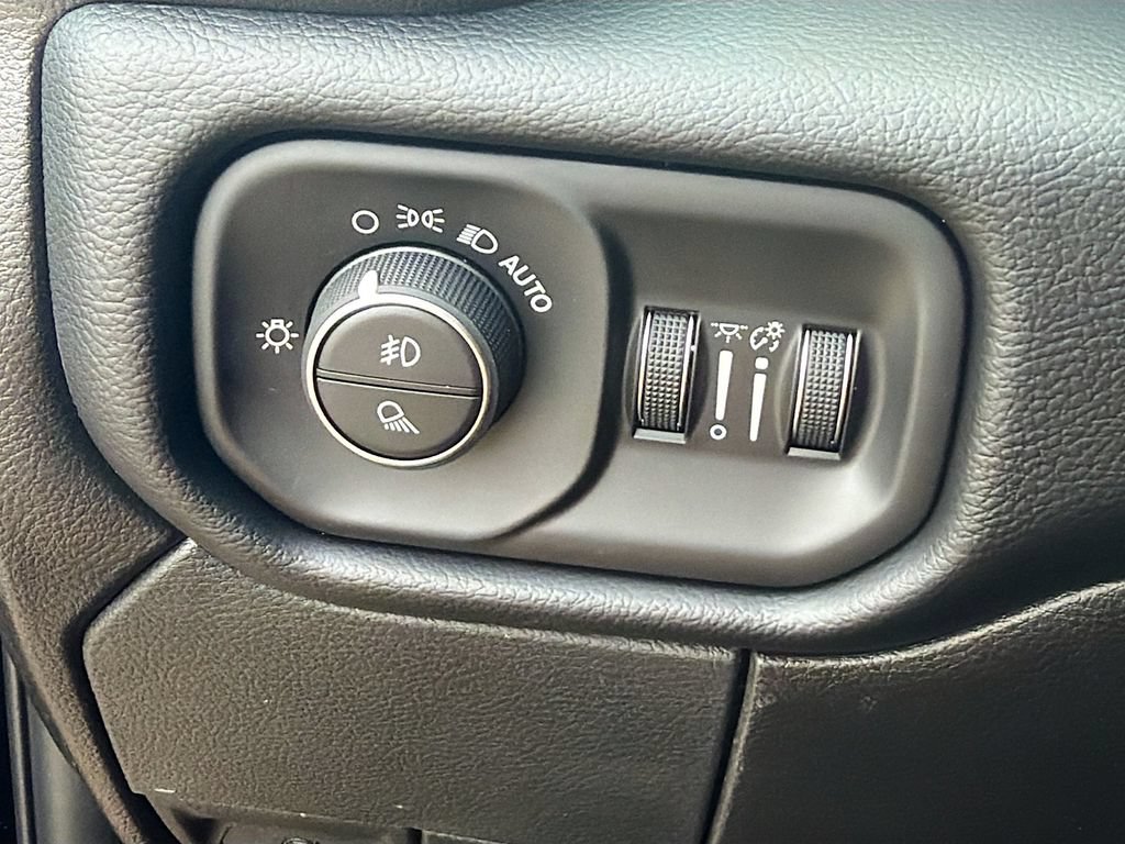 New 2026 RAM 3500 Laramie w/ Night Edition AWD/4WD image 33