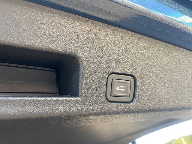 New 2026 Chevrolet Traverse LT image 8