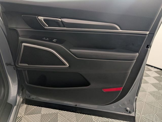 Used 2025 Kia Telluride S image 35