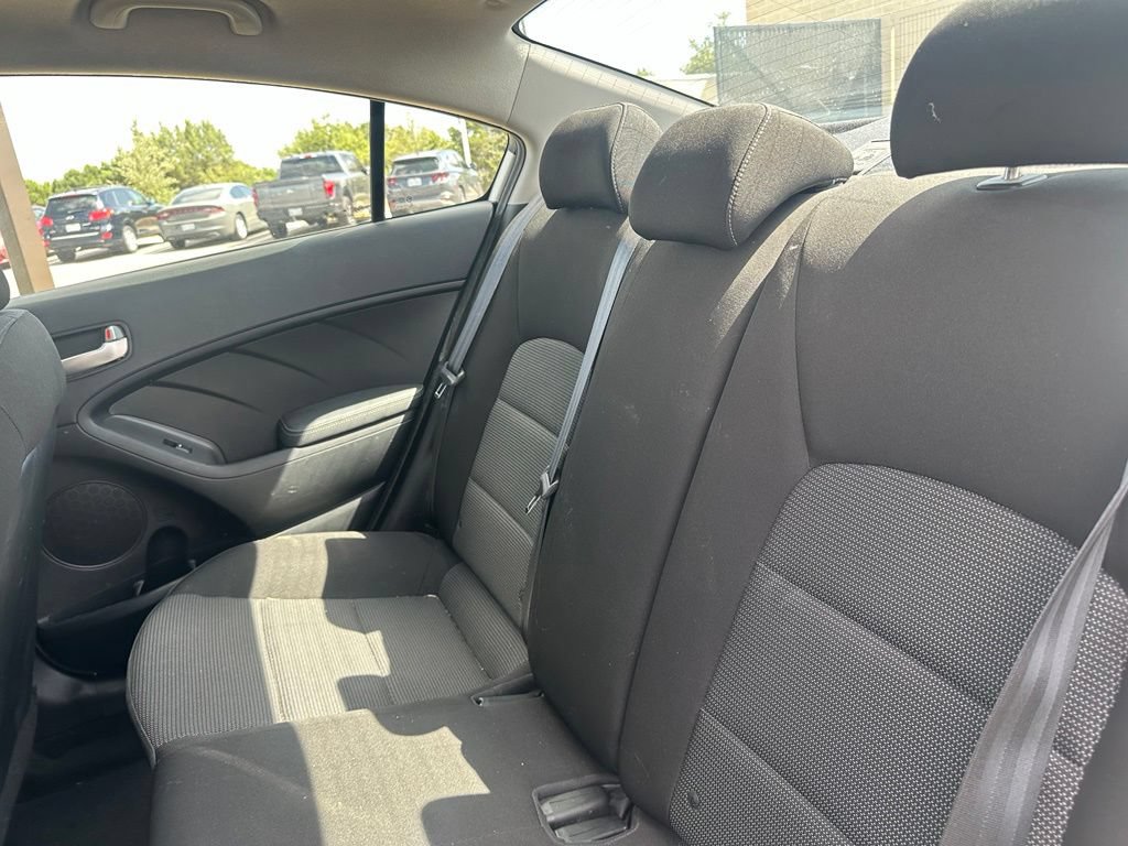 Used 2018 Kia Forte LX FWD image 10