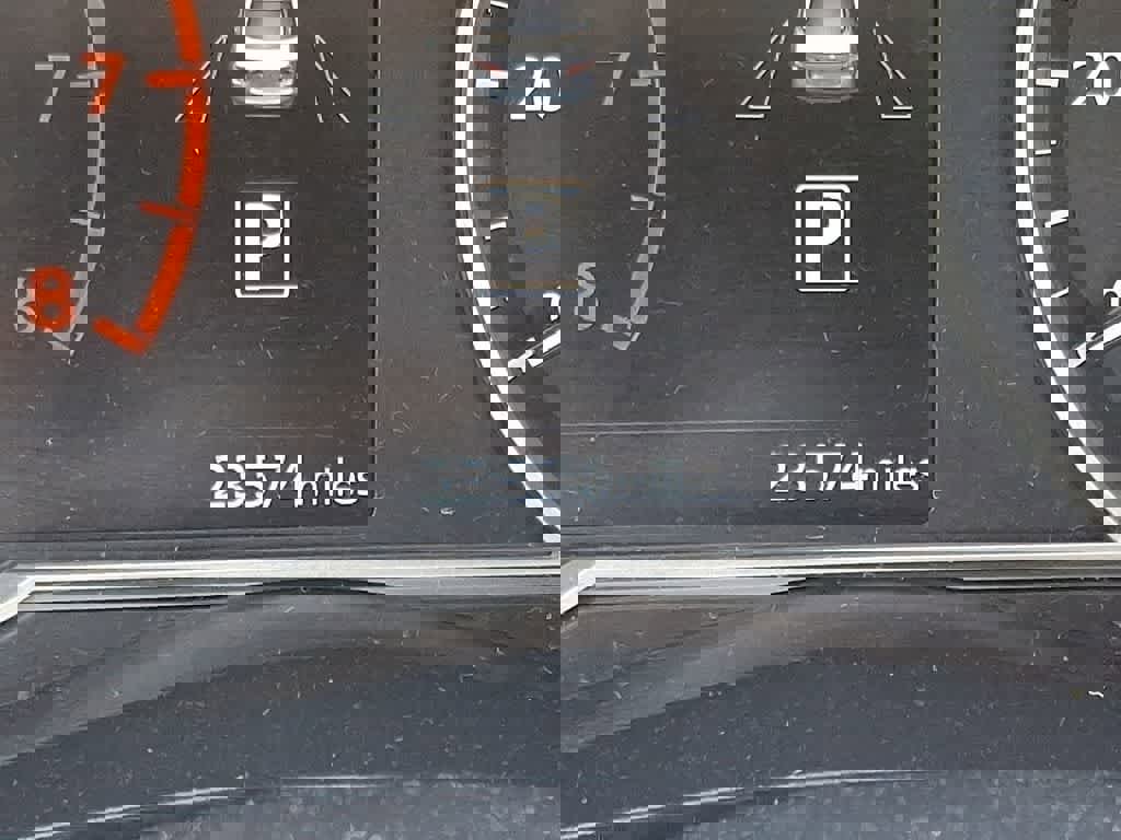 Used 2025 Nissan Versa SV image 19